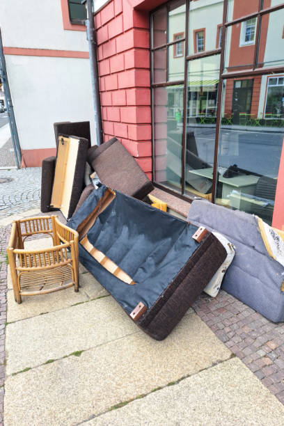 Best Retail Junk Removal  in Milton, FL